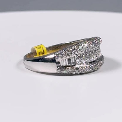 18K Gold Diamond Ring