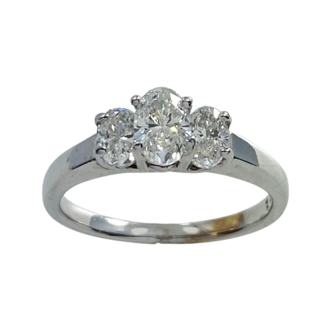 Past Present Future Princess Oval Ring (Platinum) (0.92 ct)